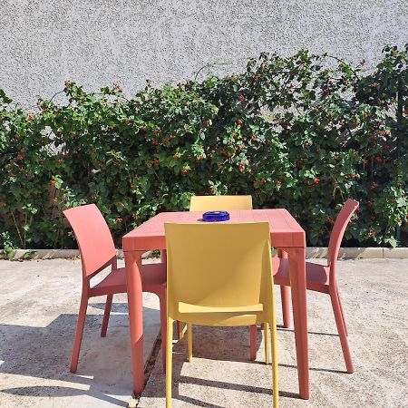 Appartement Avec Exterieur Et Parking Gratuit Perpignan Exterior photo